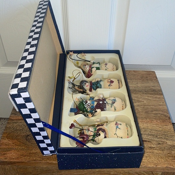 💙VTG whimsical Snowman Set of 4 - Picture 3 of 11